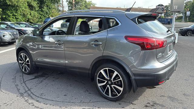 Photo of 2019 Gun Metallic Nissan Rogue Sport