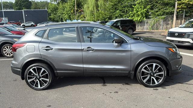Photo of 2019 Gun Metallic Nissan Rogue Sport