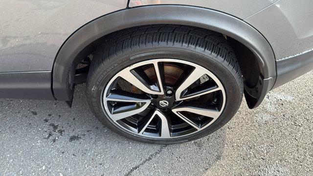 Photo of 2019 Gun Metallic Nissan Rogue Sport
