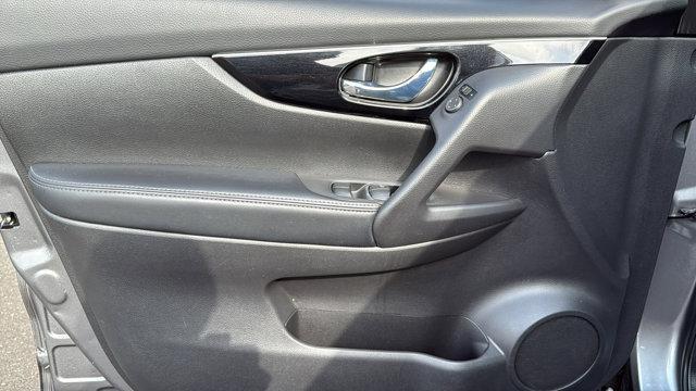 Photo of 2019 Gun Metallic Nissan Rogue Sport