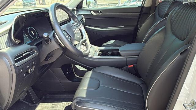 Photo of 2023 Hyper White Hyundai PALISADE
