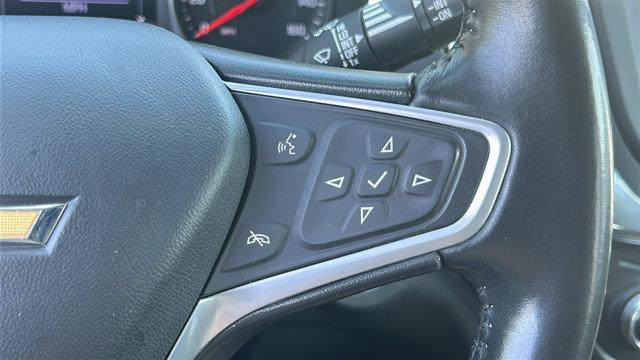 Photo of 2022 Silver Ice Metallic Chevrolet Equinox