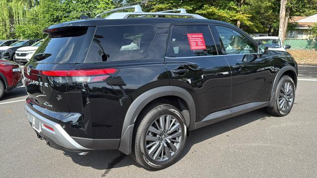 Photo of 2025 Black Nissan Pathfinder