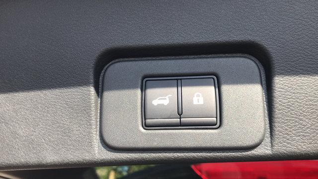 Photo of 2023 2 Tone Orange / Black Nissan Rogue