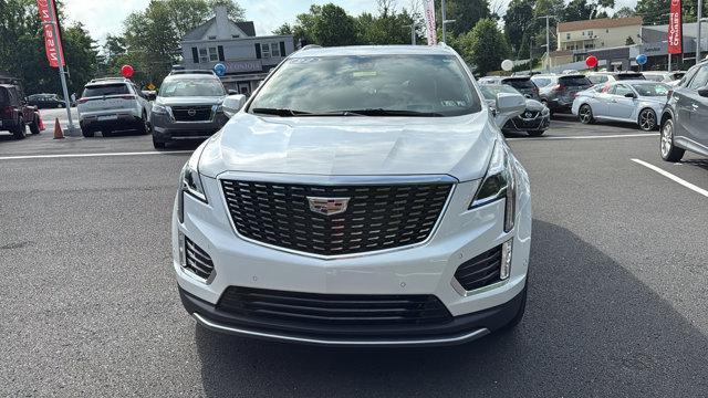 Photo of 2022 Crystal White Tri-Coat Cadillac XT5