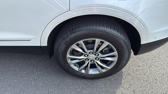 Photo of 2022 Crystal White Tri-Coat Cadillac XT5