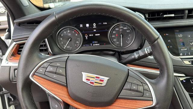 Photo of 2022 Crystal White Tri-Coat Cadillac XT5