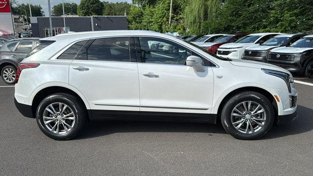 Photo of 2022 Crystal White Tri-Coat Cadillac XT5