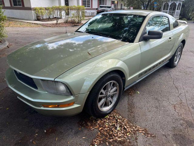 2005 Ford Mustang