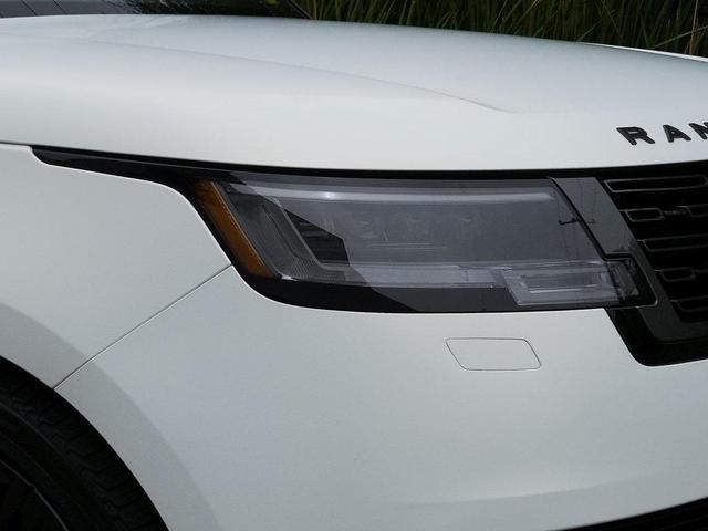 Photo of 2024 Fuji White Land Rover Range Rover