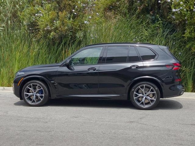 Photo of 2024 Black Sapphire Metallic BMW X5 PHEV