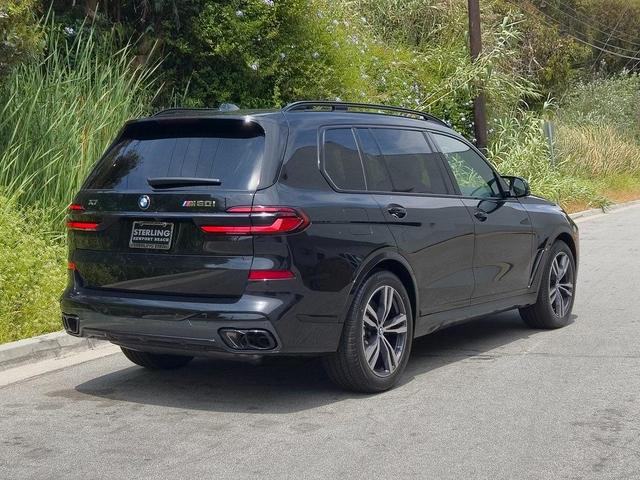 Photo of 2026 Black Sapphire Metallic BMW X7
