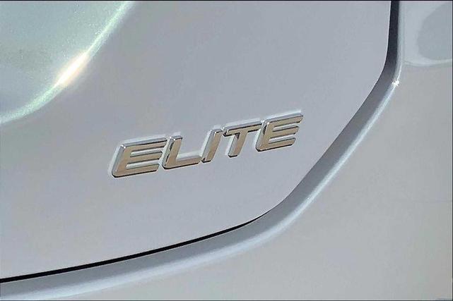 Photo of 2025 Sonic Gray Pearl Honda Pilot