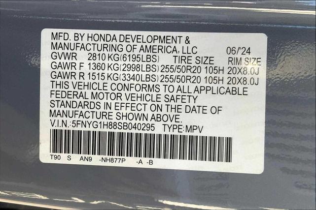 Photo of 2025 Sonic Gray Pearl Honda Pilot