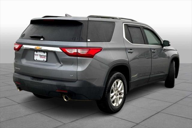 Photo of 2021 Satin Steel Metallic Chevrolet Traverse