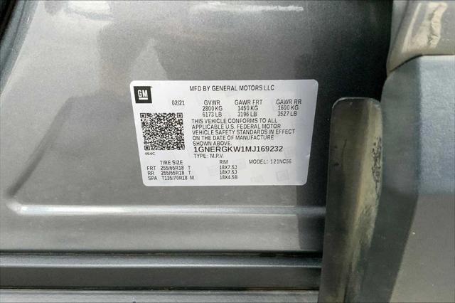 Photo of 2021 Satin Steel Metallic Chevrolet Traverse