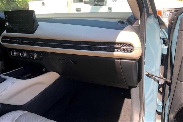 Photo of 2023 Nordic Forest Pearl Honda HR-V