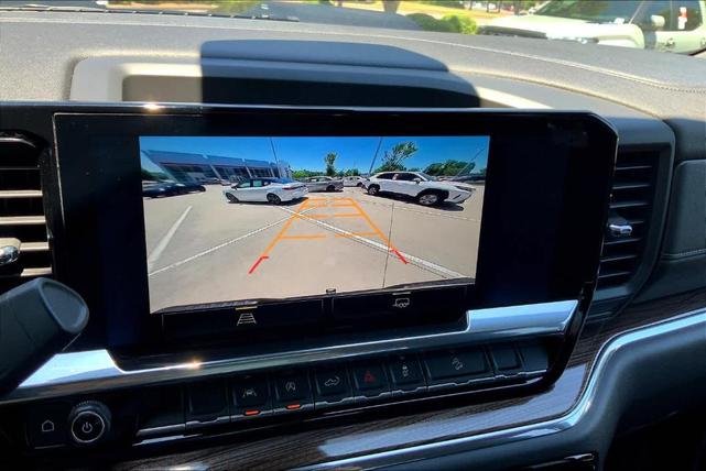 Photo of 2023 Black Chevrolet Silverado 1500