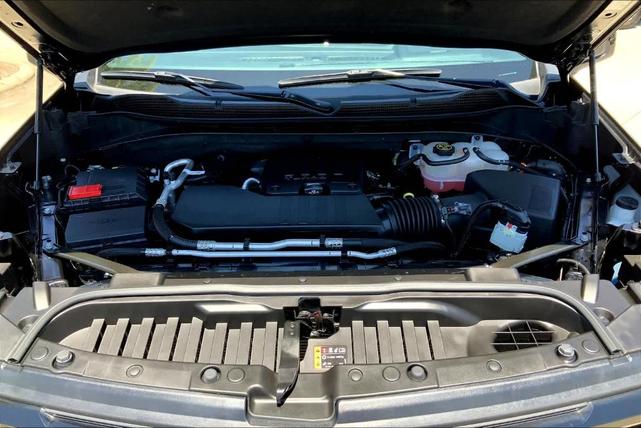 Photo of 2023 Black Chevrolet Silverado 1500