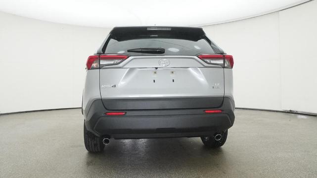 Photo of 2025 Silver Sky Metallic Toyota RAV4 Hybrid