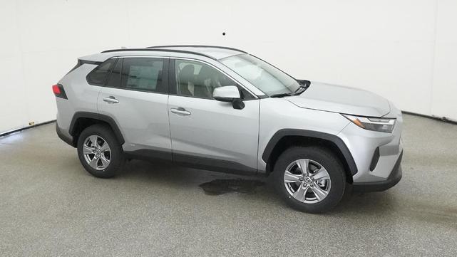 Photo of 2025 Silver Sky Metallic Toyota RAV4 Hybrid