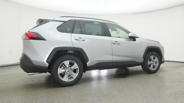 Photo of 2025 Silver Sky Metallic Toyota RAV4 Hybrid