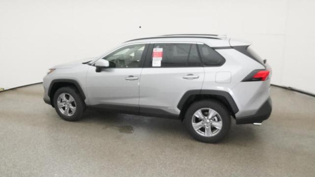 Photo of 2025 Silver Sky Metallic Toyota RAV4 Hybrid
