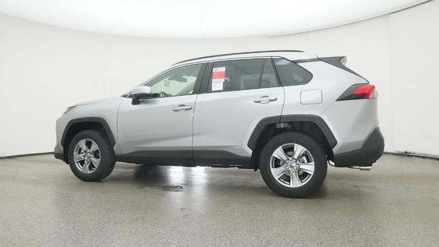 Photo of 2025 Silver Sky Metallic Toyota RAV4 Hybrid