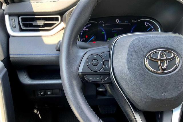 Photo of 2023 Silver Sky Metallic Toyota RAV4 Hybrid