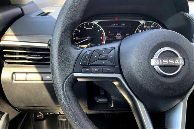 Photo of 2023 Garnet Pearl Metallic Nissan Altima