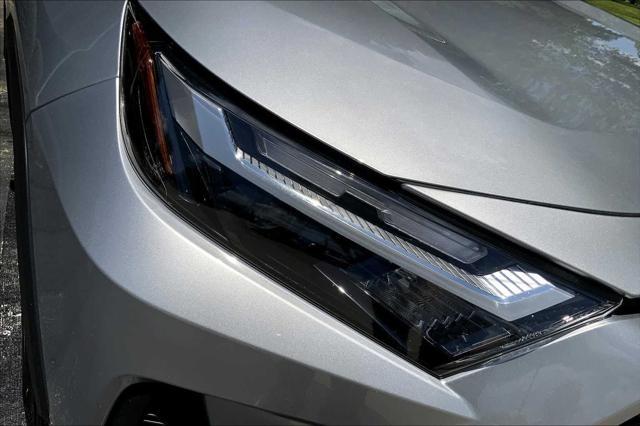 Photo of 2024 Silver Sky Metallic Toyota RAV4 Hybrid