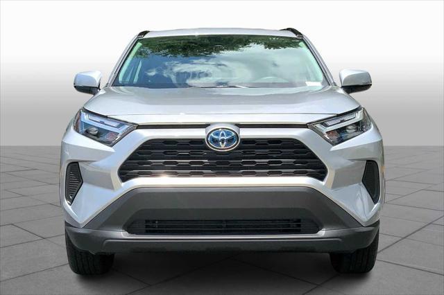 Photo of 2024 Silver Sky Metallic Toyota RAV4 Hybrid