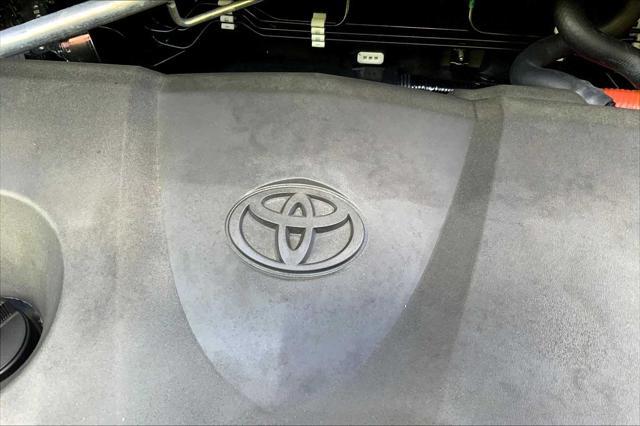 Photo of 2024 Silver Sky Metallic Toyota RAV4 Hybrid