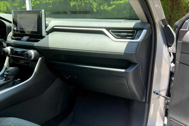 Photo of 2024 Silver Sky Metallic Toyota RAV4 Hybrid