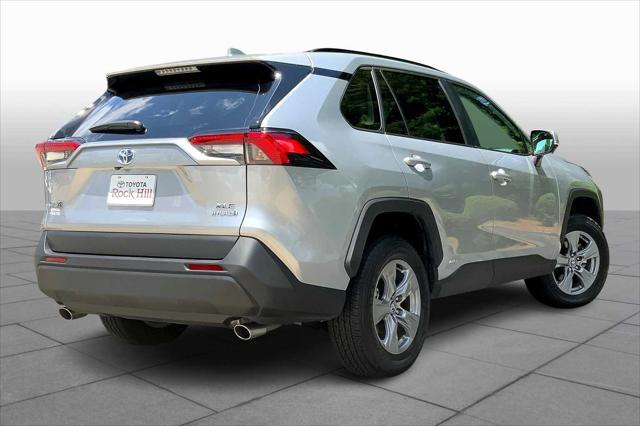 Photo of 2024 Silver Sky Metallic Toyota RAV4 Hybrid
