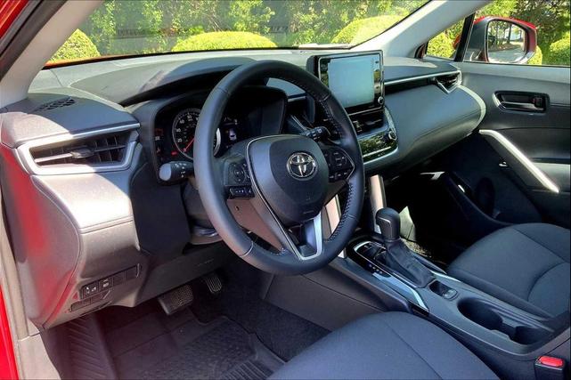 Photo of 2022 Barcelona Red Metallic Toyota Corolla Cross