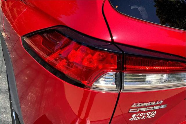 Photo of 2022 Barcelona Red Metallic Toyota Corolla Cross