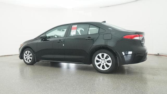 Photo of 2025 Midnight Black Metallic Toyota Corolla