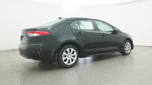 Photo of 2025 Midnight Black Metallic Toyota Corolla