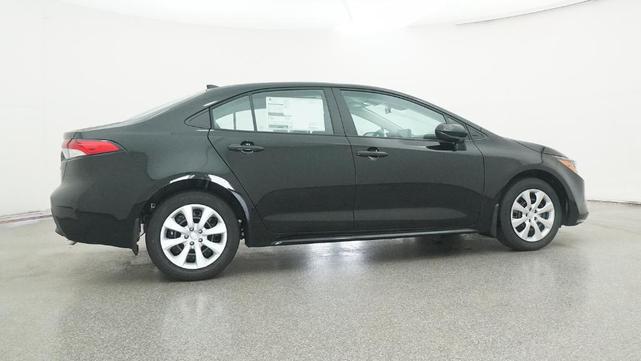 Photo of 2025 Midnight Black Metallic Toyota Corolla