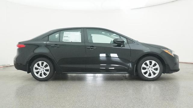 Photo of 2025 Midnight Black Metallic Toyota Corolla