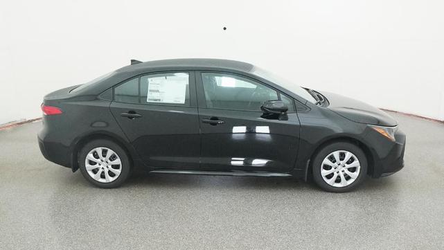 Photo of 2025 Midnight Black Metallic Toyota Corolla