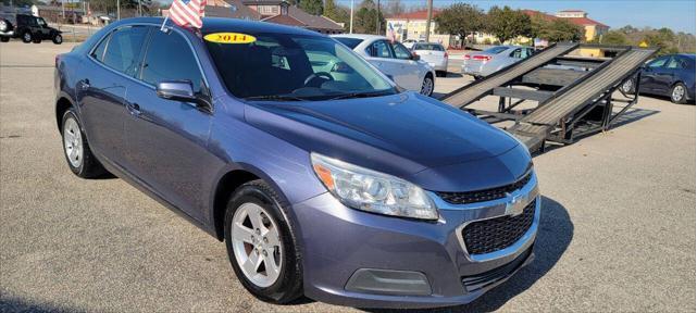 Photo of 2014 Blue Chevrolet Malibu