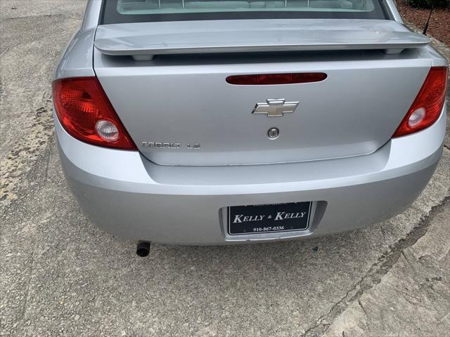 Photo of 2007 SILVER Chevrolet Cobalt