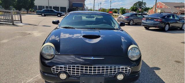 Photo of 2003 Black Ford Thunderbird