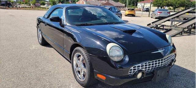 Photo of 2003 Black Ford Thunderbird