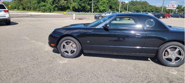 Photo of 2003 Black Ford Thunderbird