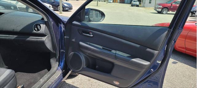 Photo of 2011 Blue Mazda Mazda6