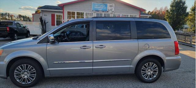 2014 Chrysler Town & Country