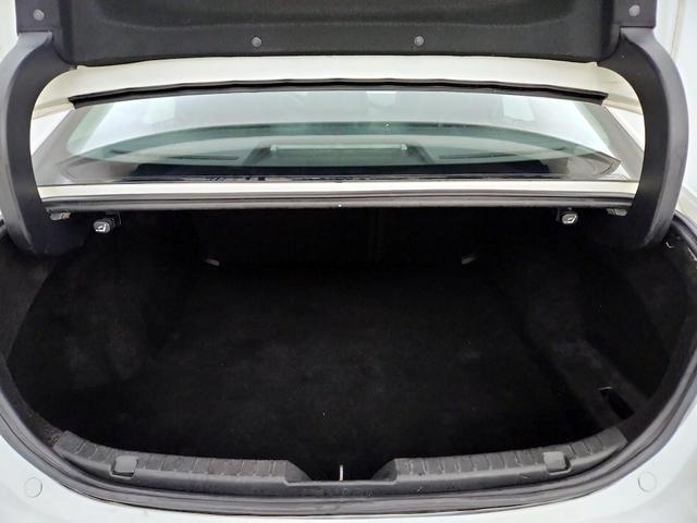 Photo of 2020 White Mazda Mazda3